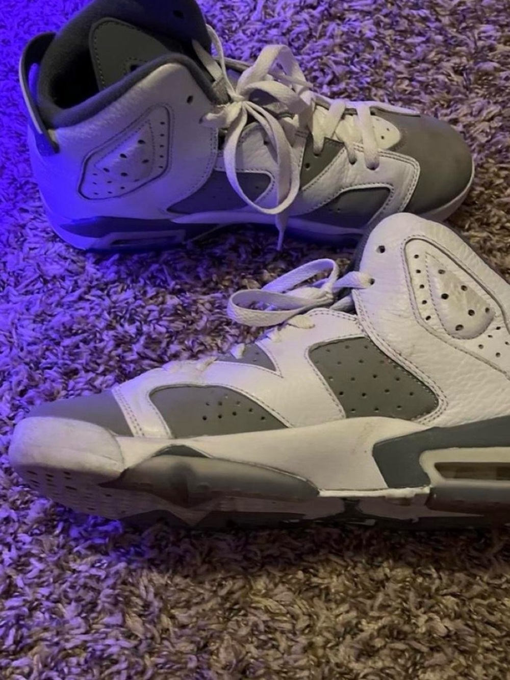 Kids White and Gray High-Top Athletic Sneakers jordan size 5.5y